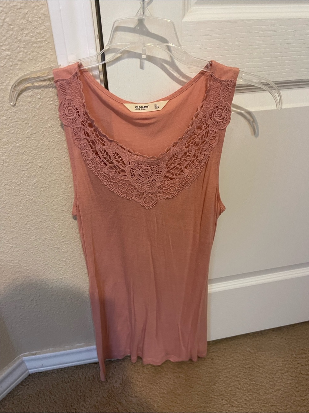 Old Navy Rose Pink Crochet Yoke Tank Top